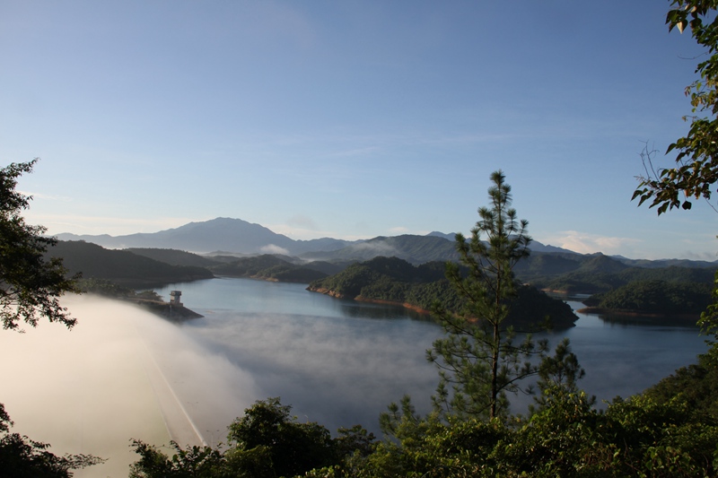 ɉ  SONGTAO LAKE