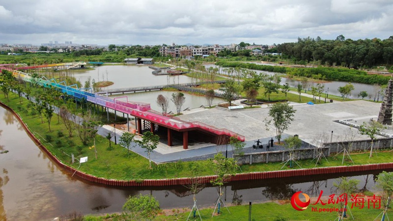 建設(shè)完工的儋州藤根河濕地公園 符武平攝